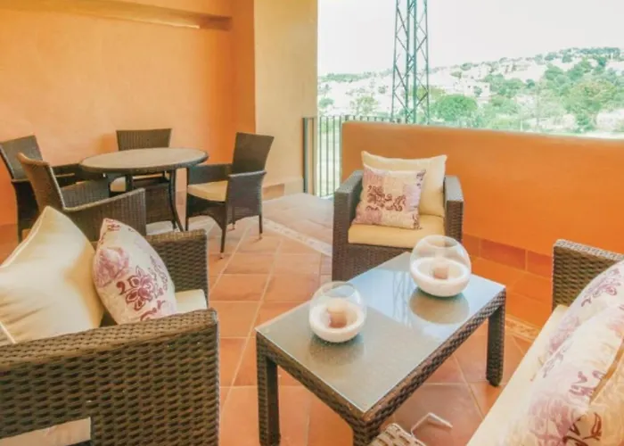 Cabopino Stunning 4bedroom Frontline Golf House Casa vacanze Marbella
